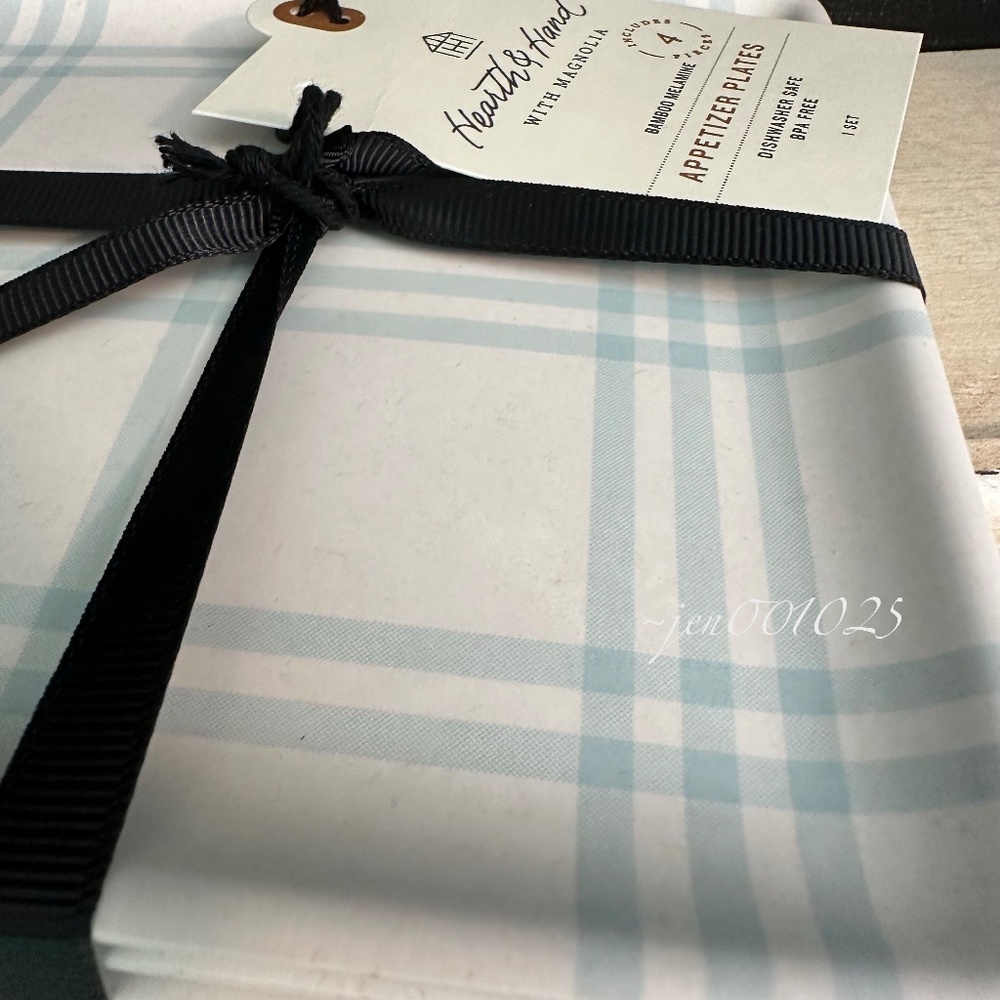 Hearth & Hand Magnolia Tri-Stripe Plaid Square Melamine Appetizer Plates 4ct - Picture 8 of 8